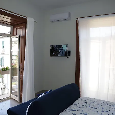 فندق مبيت وإفطار Sun&thecity 3*