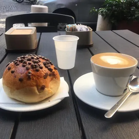 Sun&thecity فندق مبيت وإفطار نابولي