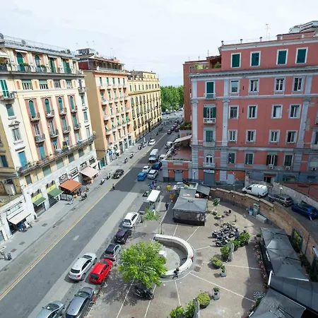 Sun&thecity Oda ve Kahvaltı Napoli